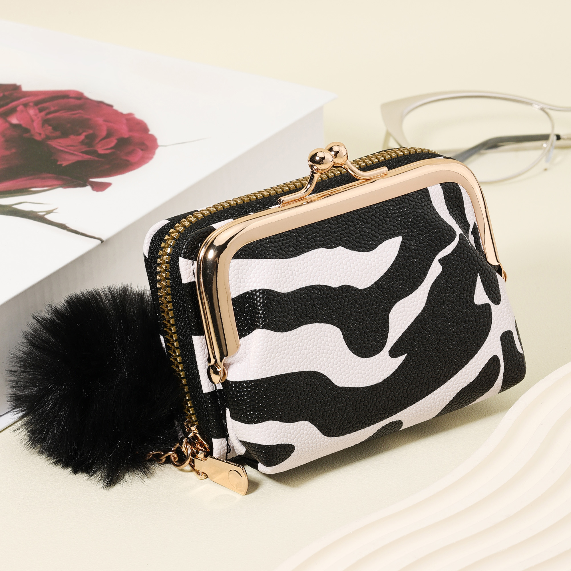 Fashionable zebra print coin w - Zebra Tablet Accessories 리뷰 및 가격